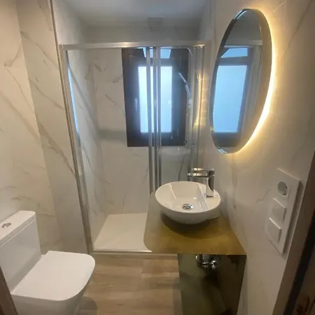 Pensión Ateneo Cuenca 4*